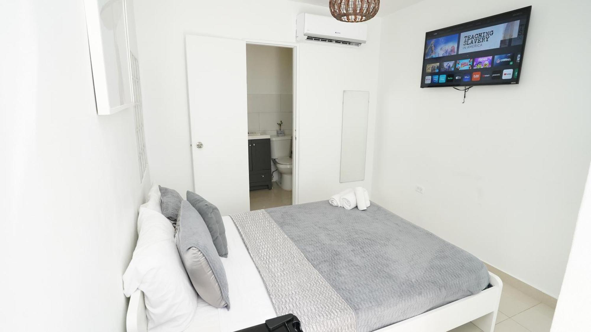 The Pelican Poshtel サンジョアン エクステリア 写真